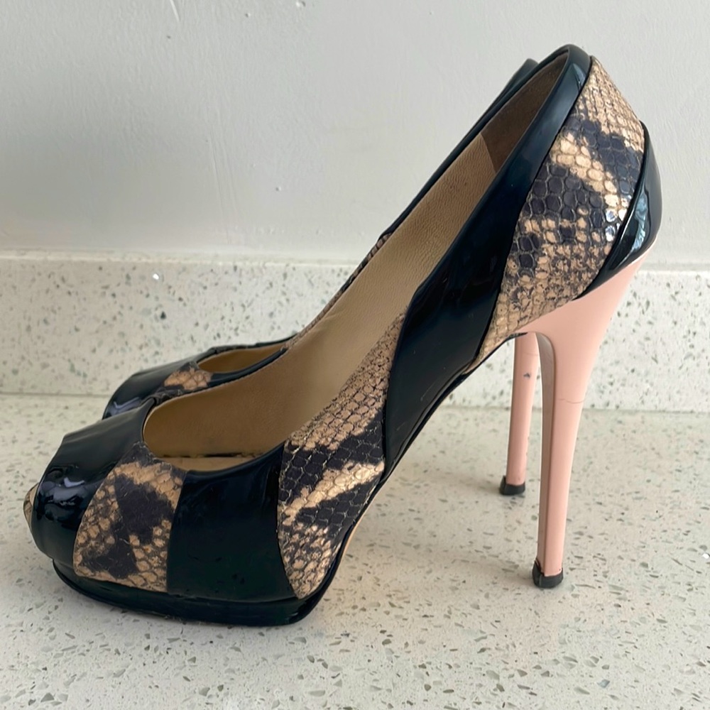 Giuseppe Zanotti Pumps, Black & Tan, Size 38
